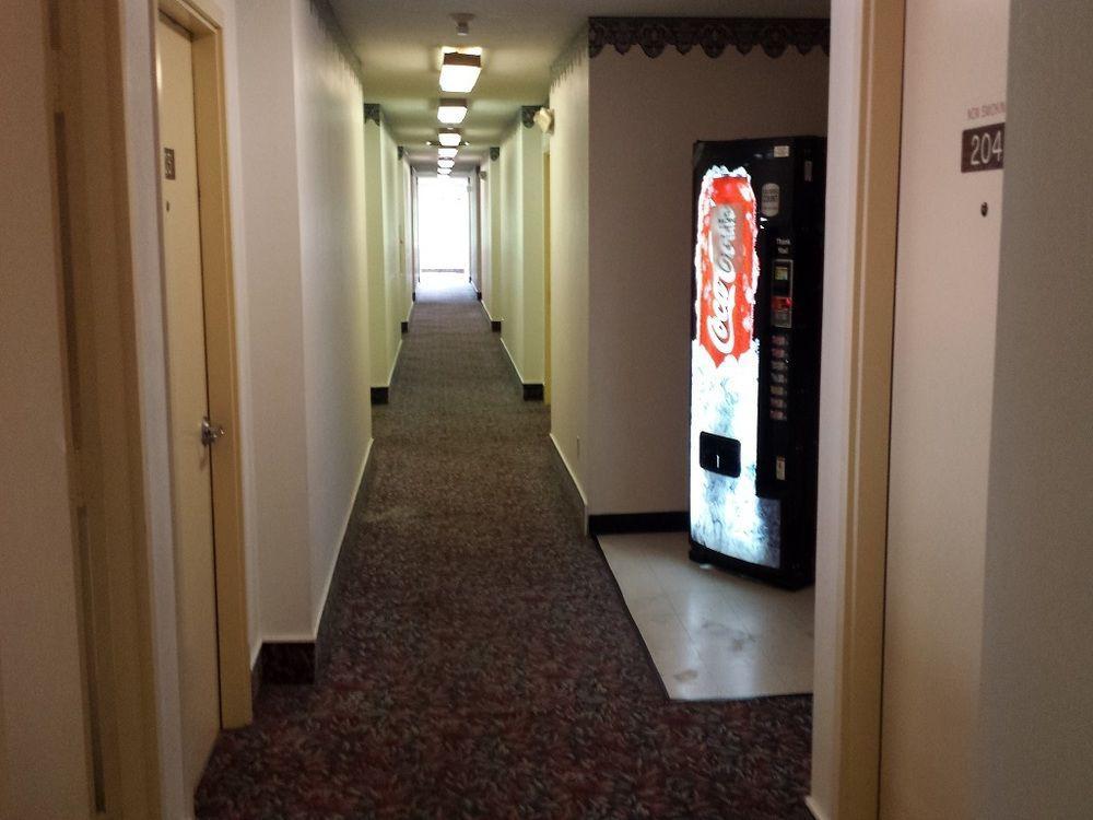 希尔斯维尔红屋顶客栈汽车旅馆 外观 照片